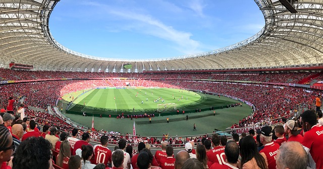 锋冷静沉着