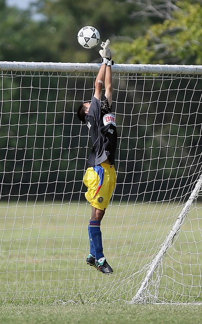 半场的防守 半场的防守